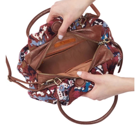 Hobo Darling Damask Bag - Picture 2 of 8
